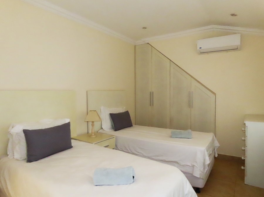 4 Bedroom Property for Sale in Shakas Rock KwaZulu-Natal