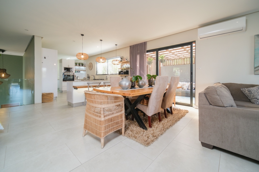 5 Bedroom Property for Sale in Dunkirk Estate KwaZulu-Natal