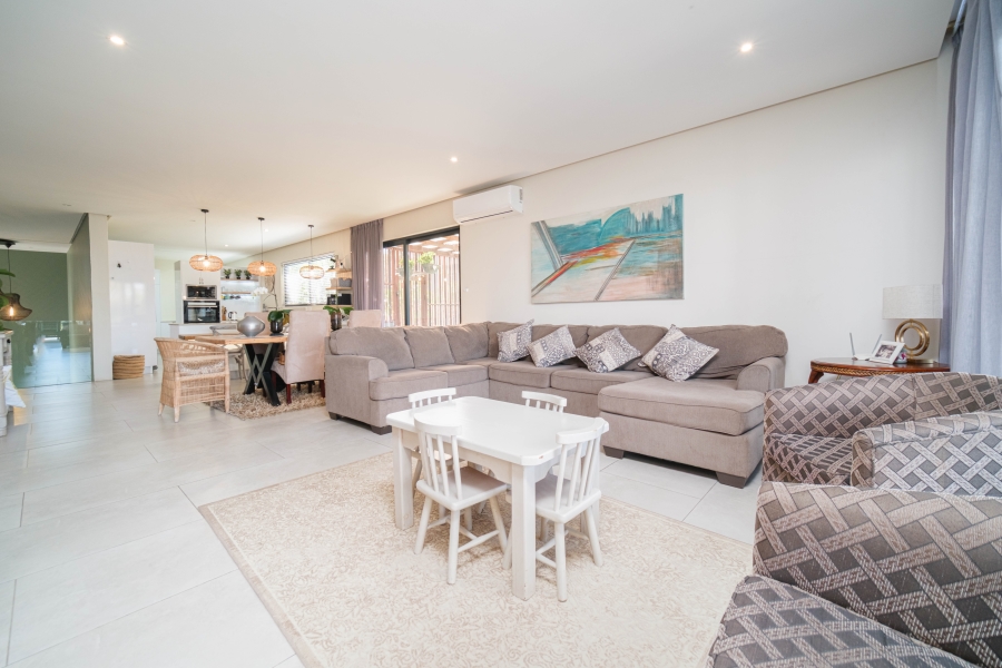 5 Bedroom Property for Sale in Dunkirk Estate KwaZulu-Natal