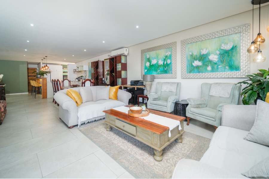 5 Bedroom Property for Sale in Dunkirk Estate KwaZulu-Natal