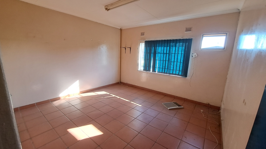 To Let commercial Property for Rent in Alton KwaZulu-Natal