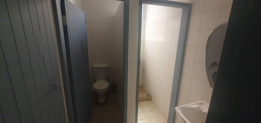 To Let commercial Property for Rent in Bluff KwaZulu-Natal
