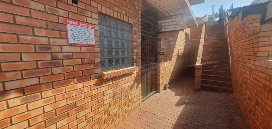 To Let commercial Property for Rent in Bluff KwaZulu-Natal