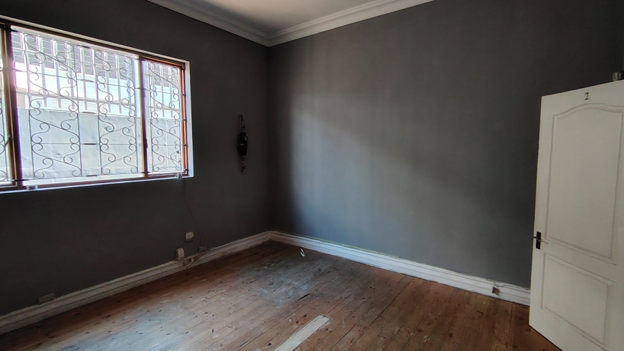 Commercial Property for Sale in Essenwood KwaZulu-Natal