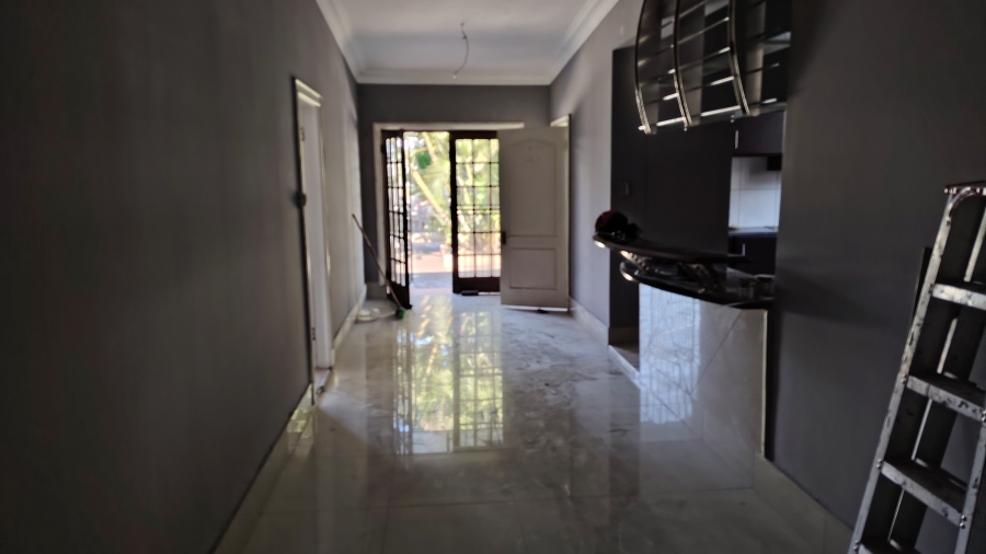 Commercial Property for Sale in Essenwood KwaZulu-Natal
