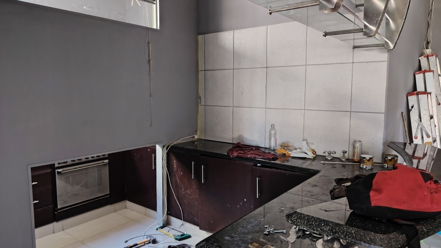 Commercial Property for Sale in Essenwood KwaZulu-Natal