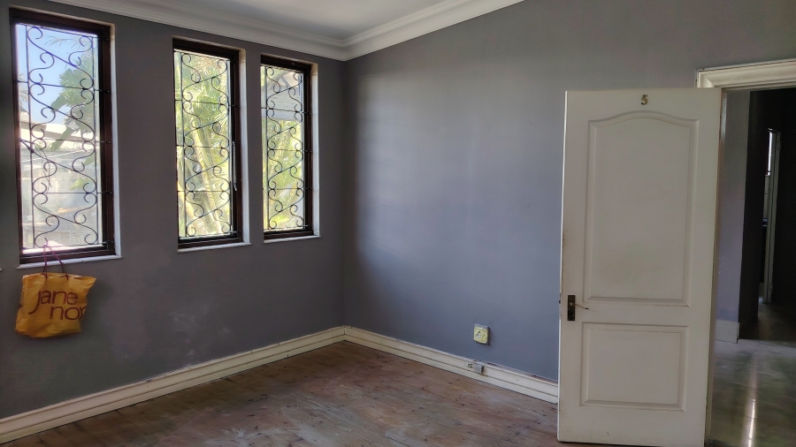 Commercial Property for Sale in Essenwood KwaZulu-Natal
