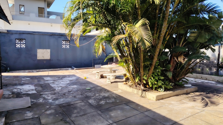 Commercial Property for Sale in Essenwood KwaZulu-Natal