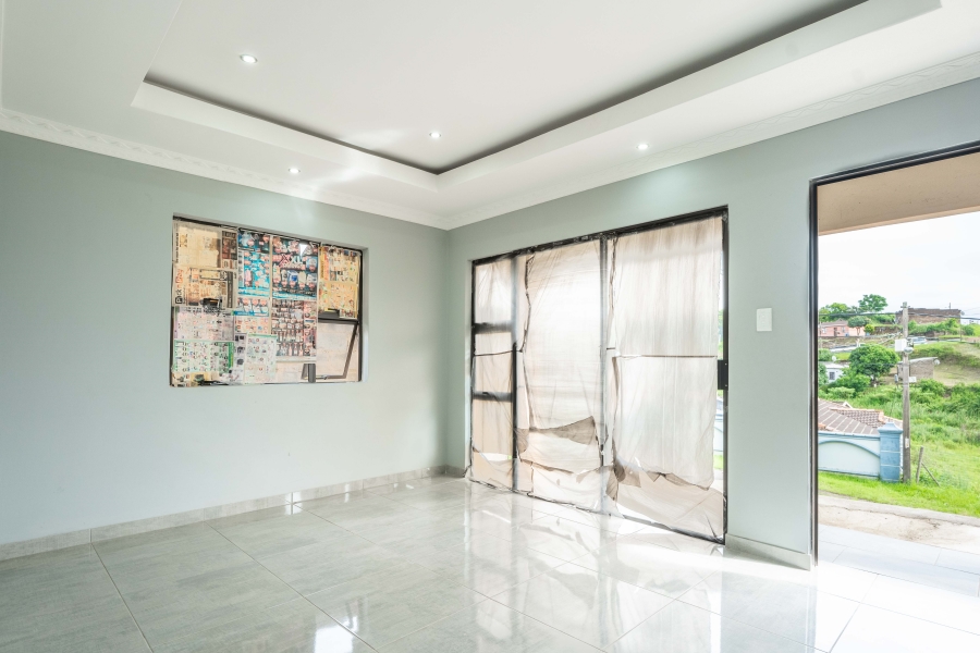 3 Bedroom Property for Sale in Lovu KwaZulu-Natal
