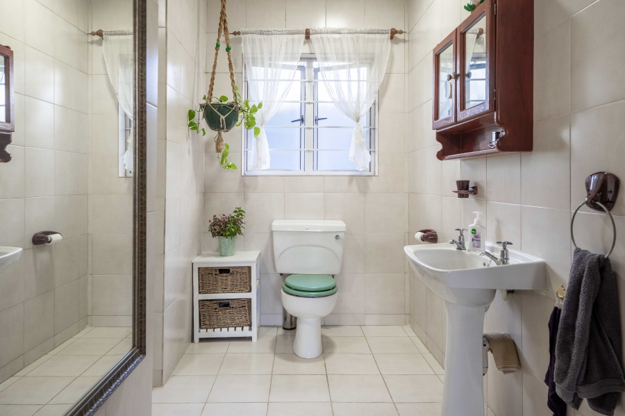 3 Bedroom Property for Sale in Amanzimtoti KwaZulu-Natal