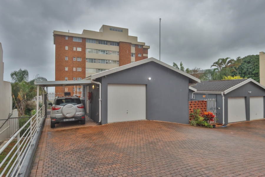 3 Bedroom Property for Sale in Essenwood KwaZulu-Natal