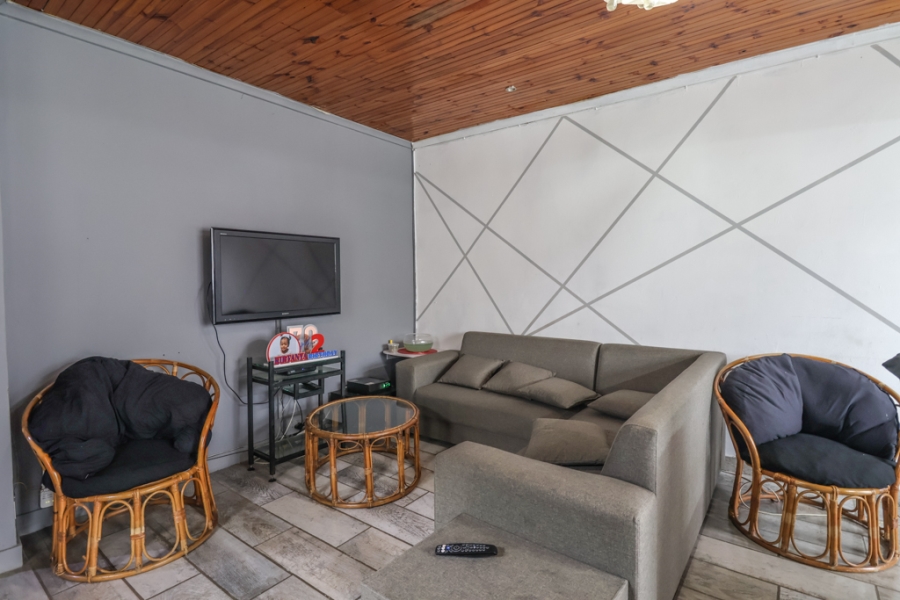 3 Bedroom Property for Sale in Whetstone KwaZulu-Natal