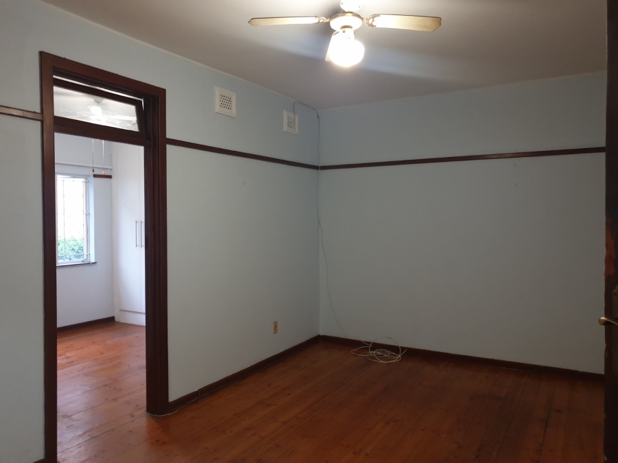 1 Bedroom Property for Sale in Glenwood KwaZulu-Natal