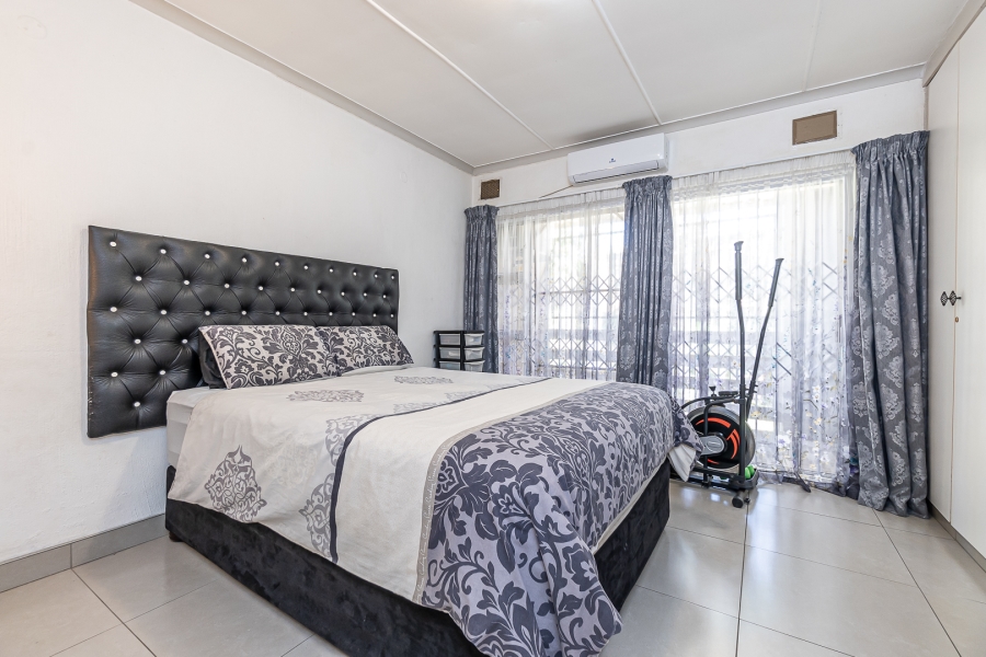 3 Bedroom Property for Sale in Amanzimtoti KwaZulu-Natal