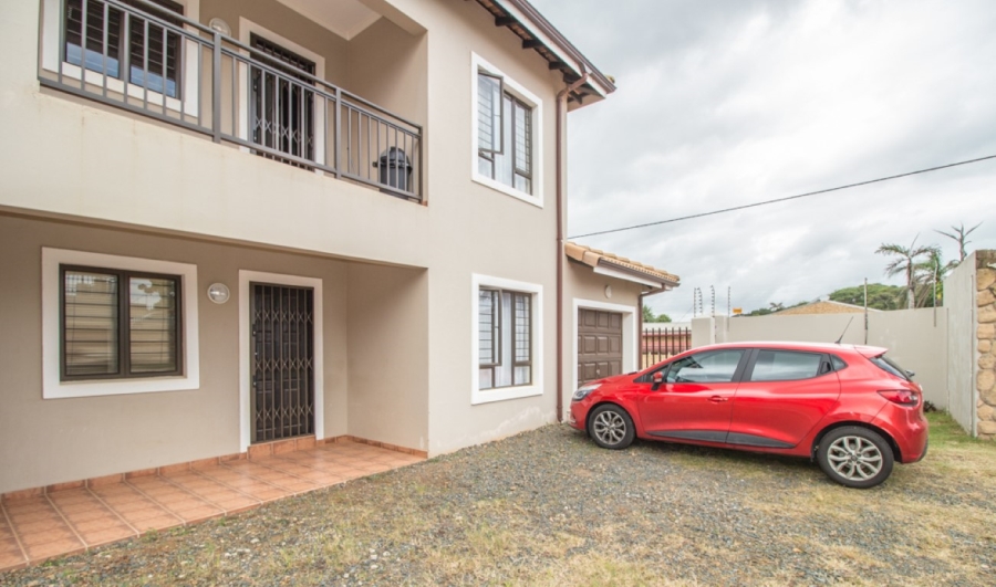 3 Bedroom Property for Sale in Amanzimtoti KwaZulu-Natal