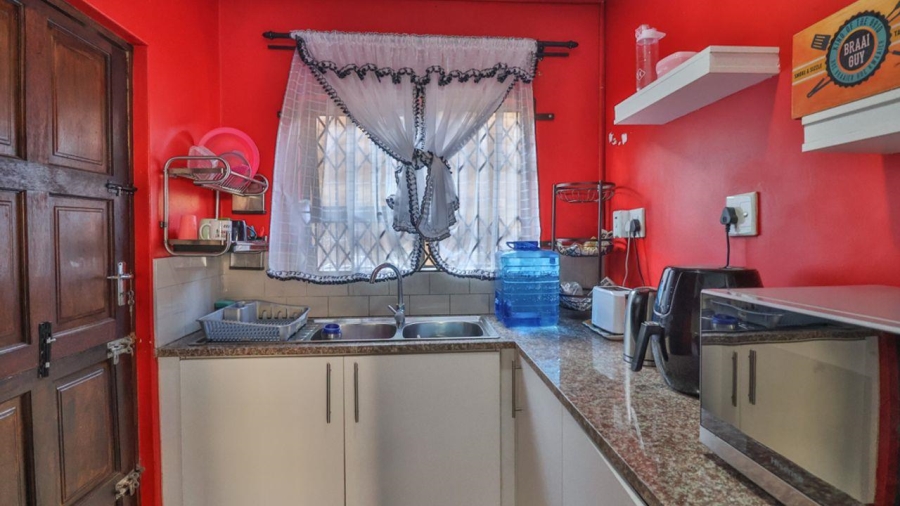3 Bedroom Property for Sale in Grove End KwaZulu-Natal