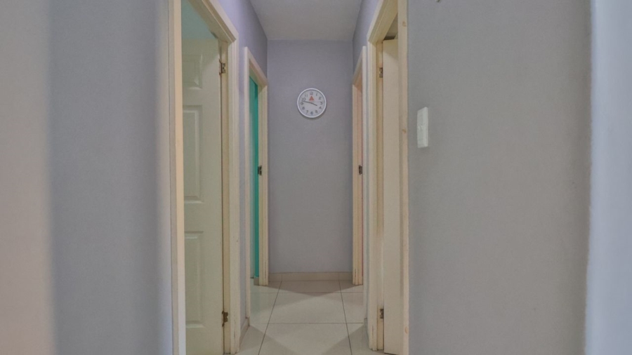 3 Bedroom Property for Sale in Grove End KwaZulu-Natal