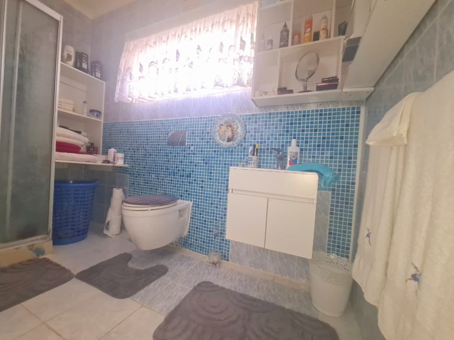 4 Bedroom Property for Sale in Padianager KwaZulu-Natal