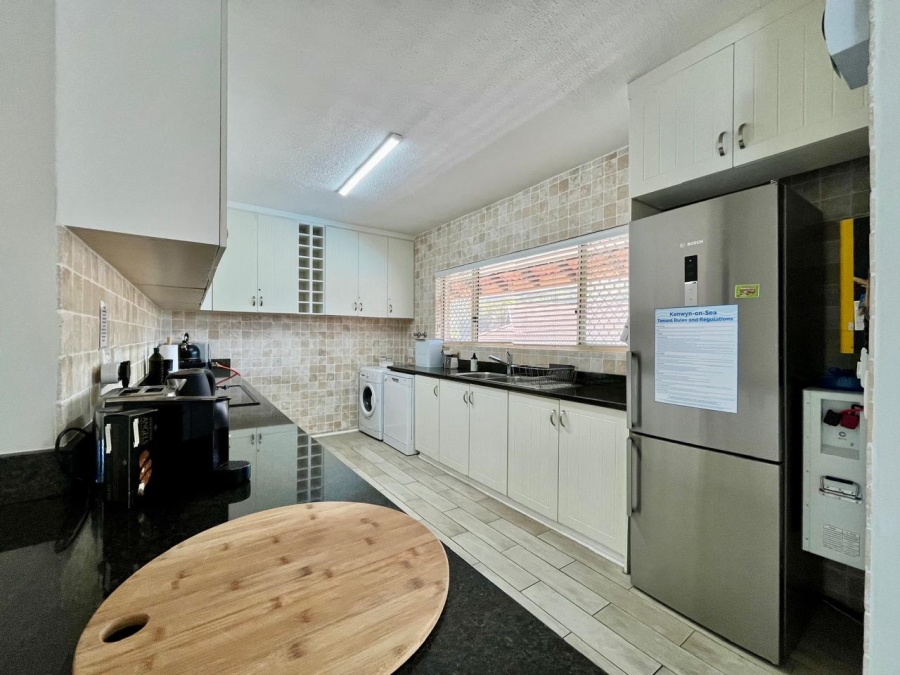 3 Bedroom Property for Sale in Willard Beach KwaZulu-Natal