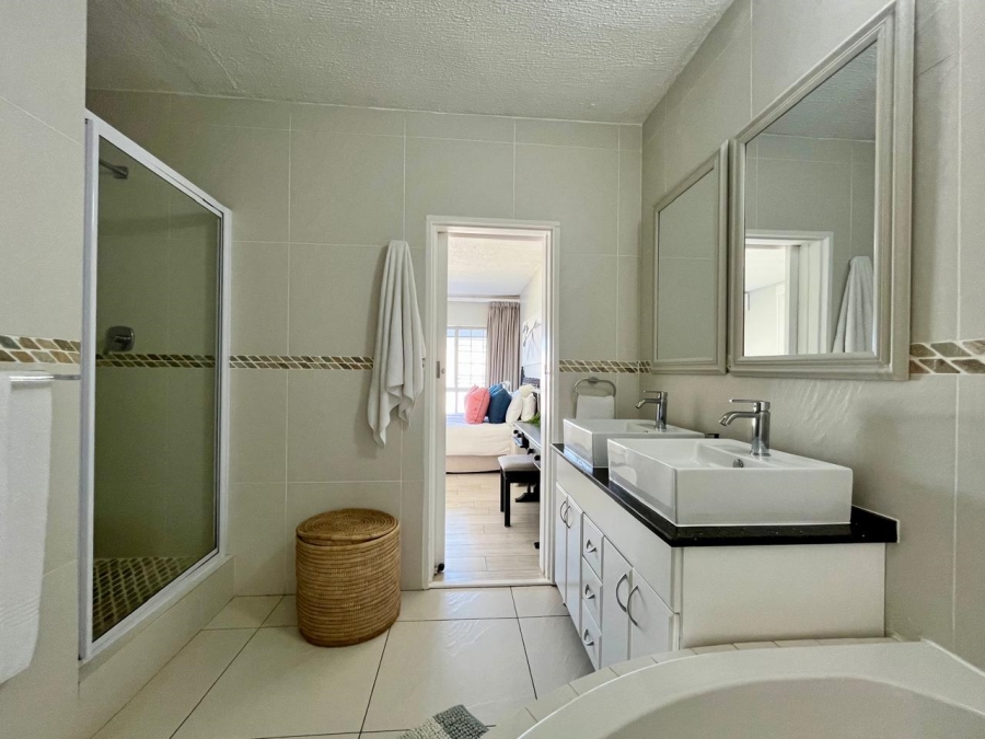 3 Bedroom Property for Sale in Willard Beach KwaZulu-Natal