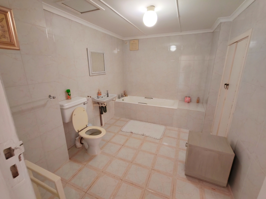 4 Bedroom Property for Sale in Athlone KwaZulu-Natal