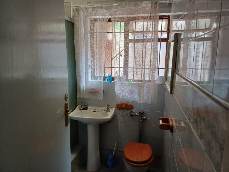 3 Bedroom Property for Sale in Brighton Beach KwaZulu-Natal
