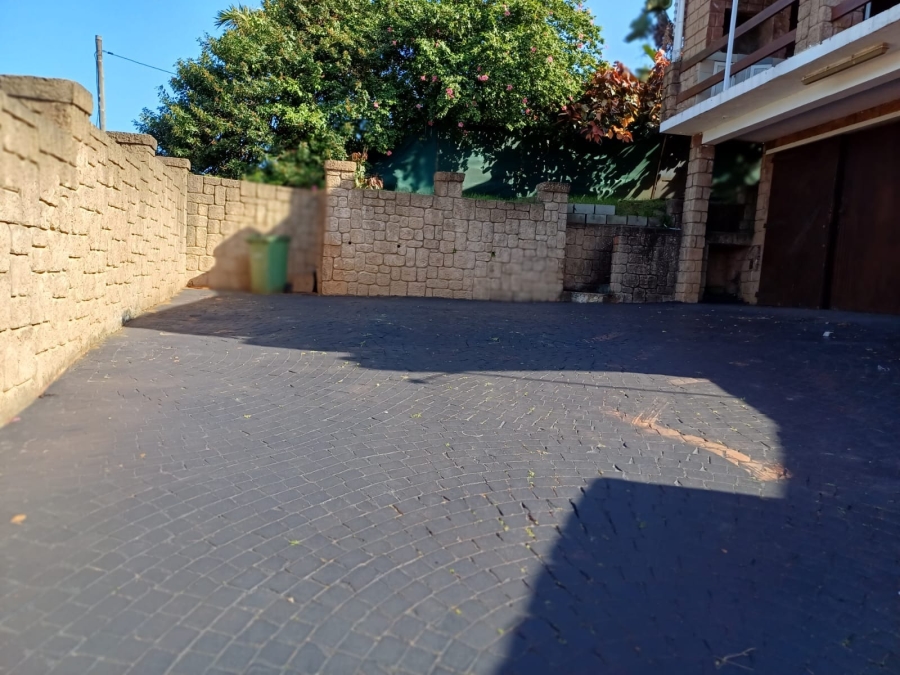 3 Bedroom Property for Sale in Brighton Beach KwaZulu-Natal