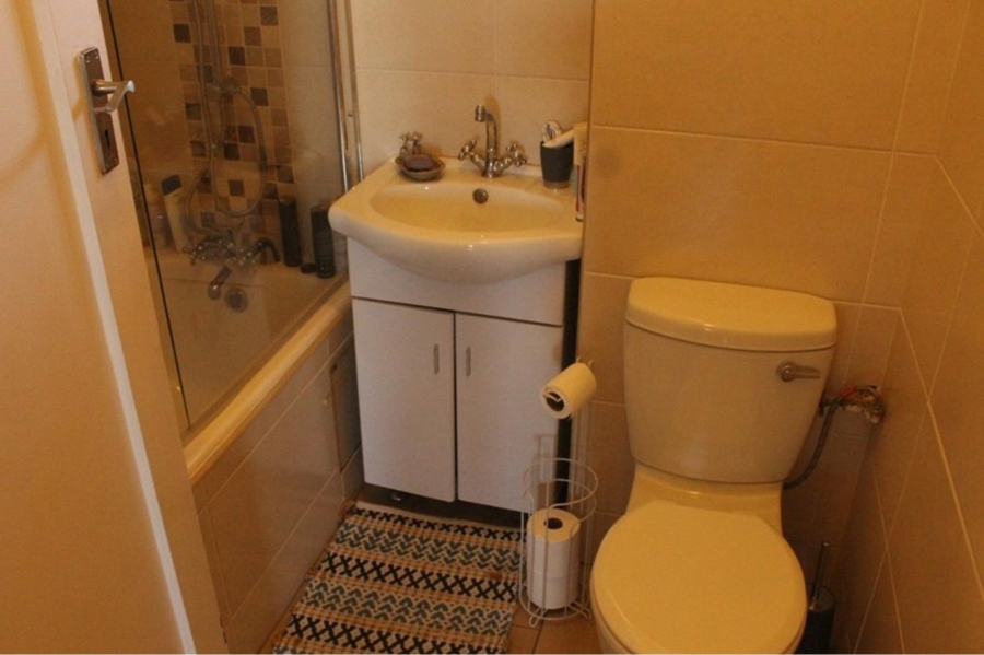 2 Bedroom Property for Sale in Ocean View KwaZulu-Natal