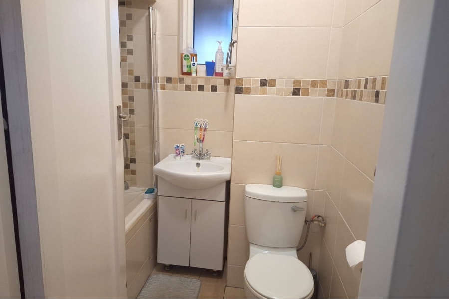 2 Bedroom Property for Sale in Ocean View KwaZulu-Natal