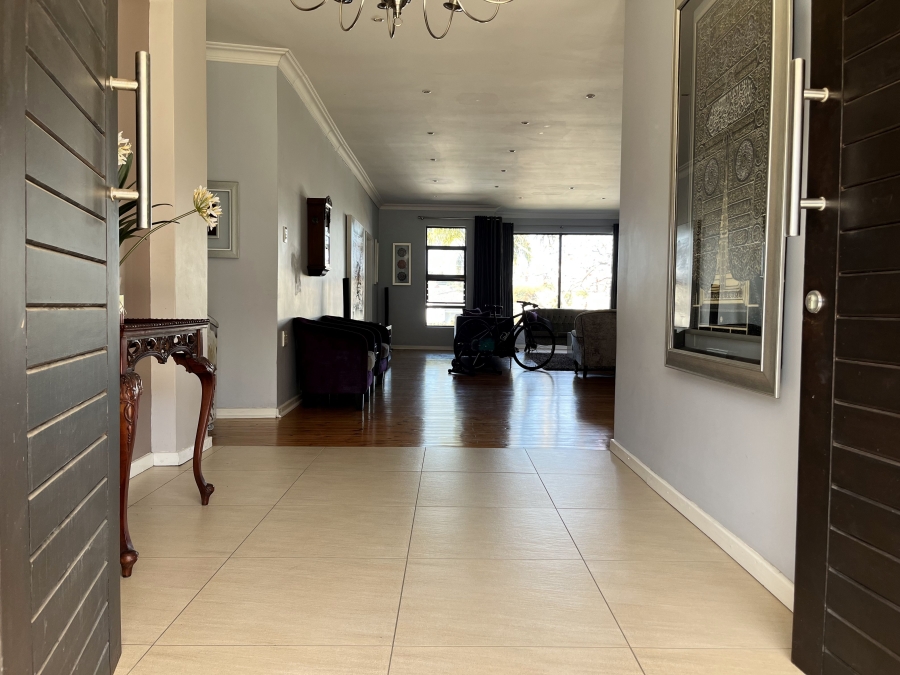 4 Bedroom Property for Sale in Morningside KwaZulu-Natal