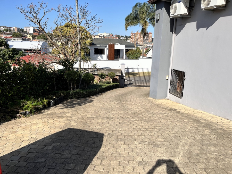 4 Bedroom Property for Sale in Morningside KwaZulu-Natal