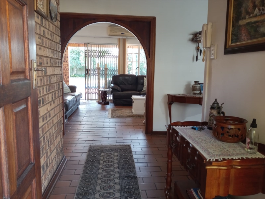 4 Bedroom Property for Sale in Meer En See KwaZulu-Natal