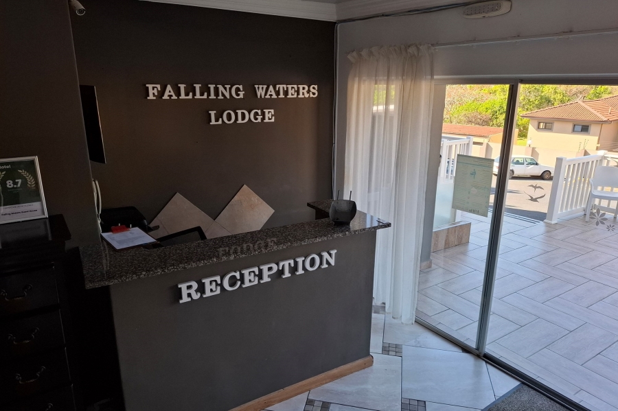 15 Bedroom Property for Sale in St Michaels On Sea KwaZulu-Natal