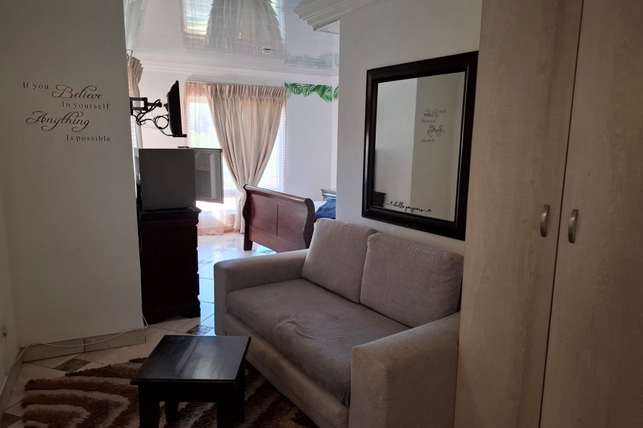 15 Bedroom Property for Sale in St Michaels On Sea KwaZulu-Natal