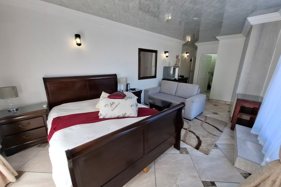 15 Bedroom Property for Sale in St Michaels On Sea KwaZulu-Natal