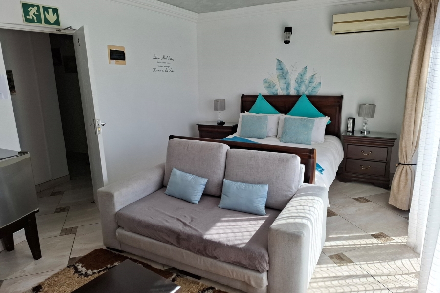 15 Bedroom Property for Sale in St Michaels On Sea KwaZulu-Natal