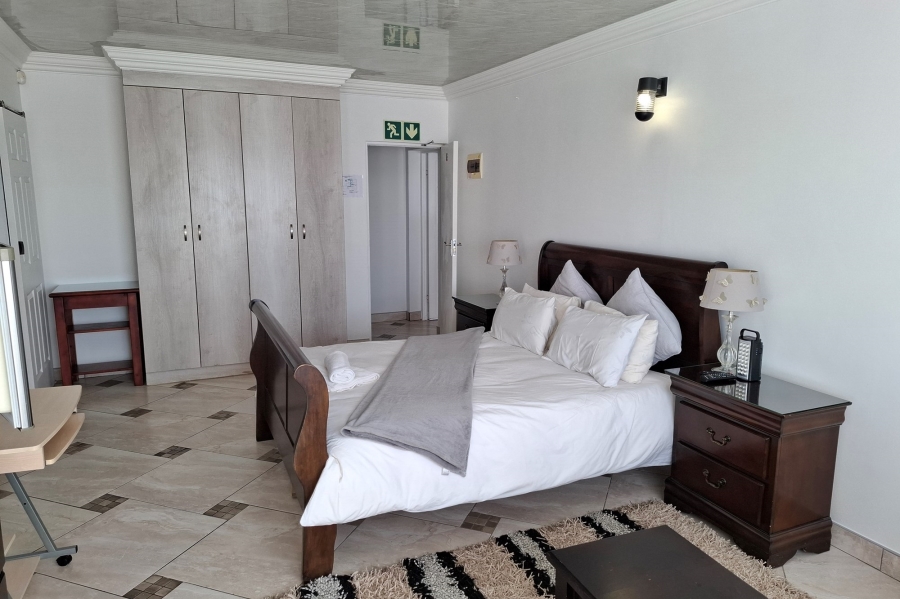 15 Bedroom Property for Sale in St Michaels On Sea KwaZulu-Natal