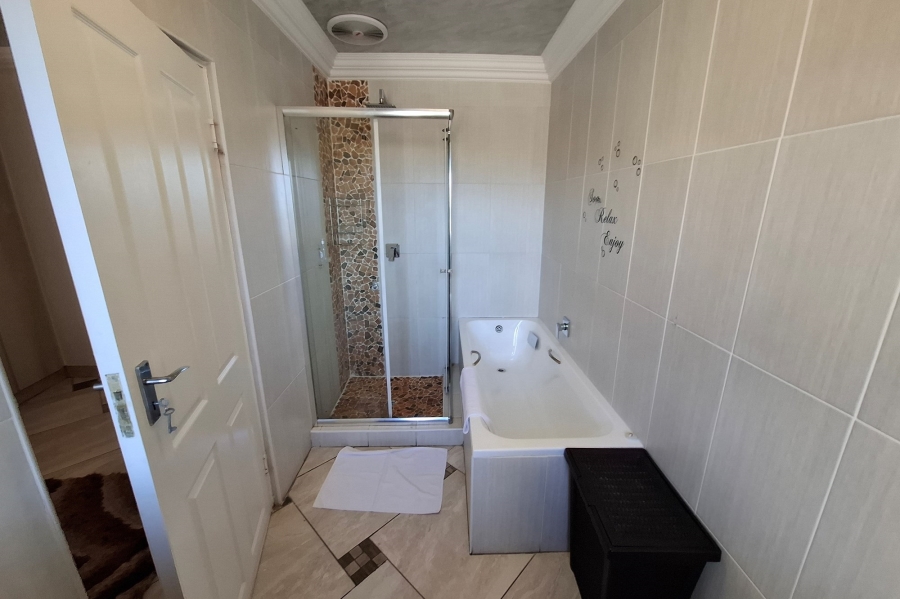 15 Bedroom Property for Sale in St Michaels On Sea KwaZulu-Natal