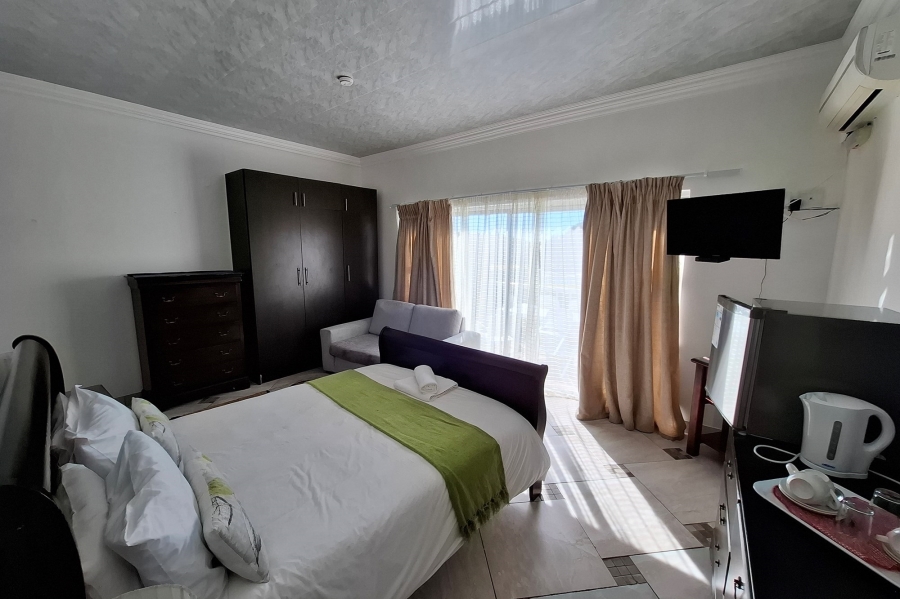 15 Bedroom Property for Sale in St Michaels On Sea KwaZulu-Natal