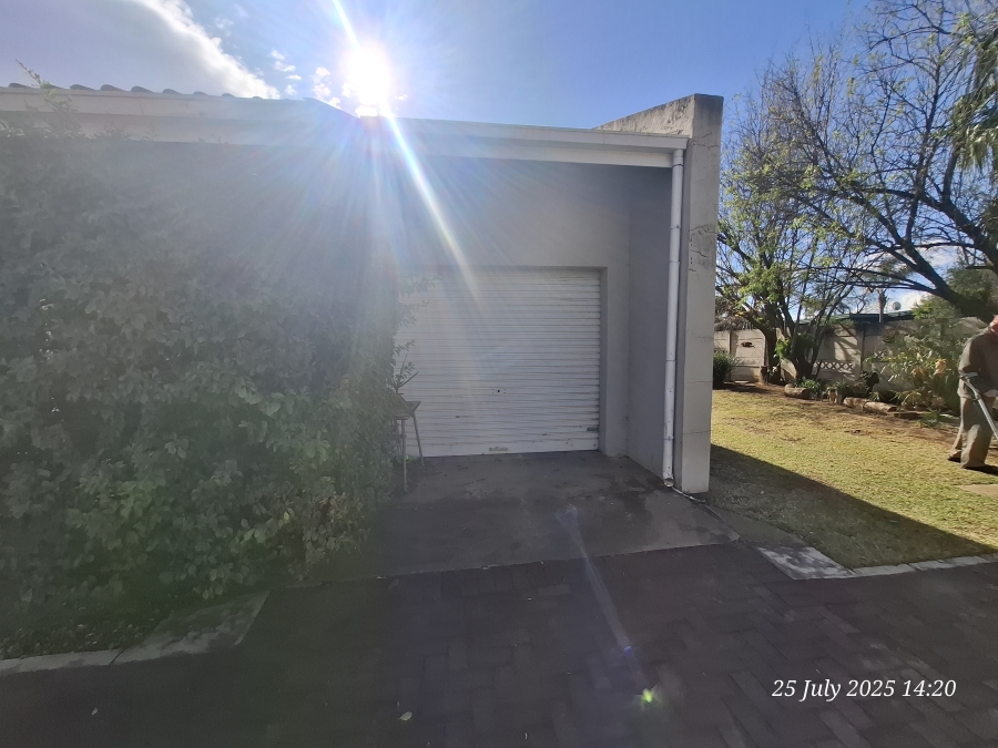 3 Bedroom Property for Sale in Huttenheights KwaZulu-Natal