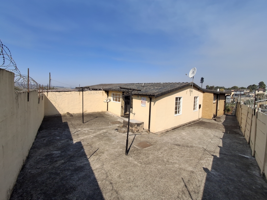 3 Bedroom Property for Sale in Bombay Heights KwaZulu-Natal