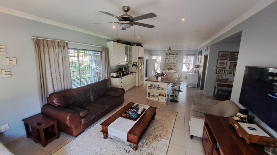 4 Bedroom Property for Sale in Meer En See KwaZulu-Natal