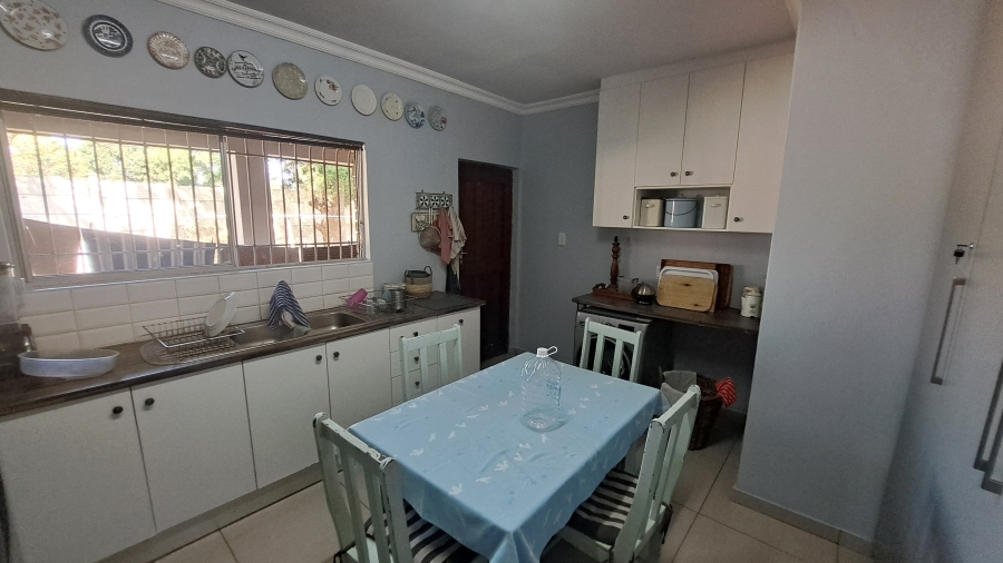 4 Bedroom Property for Sale in Meer En See KwaZulu-Natal