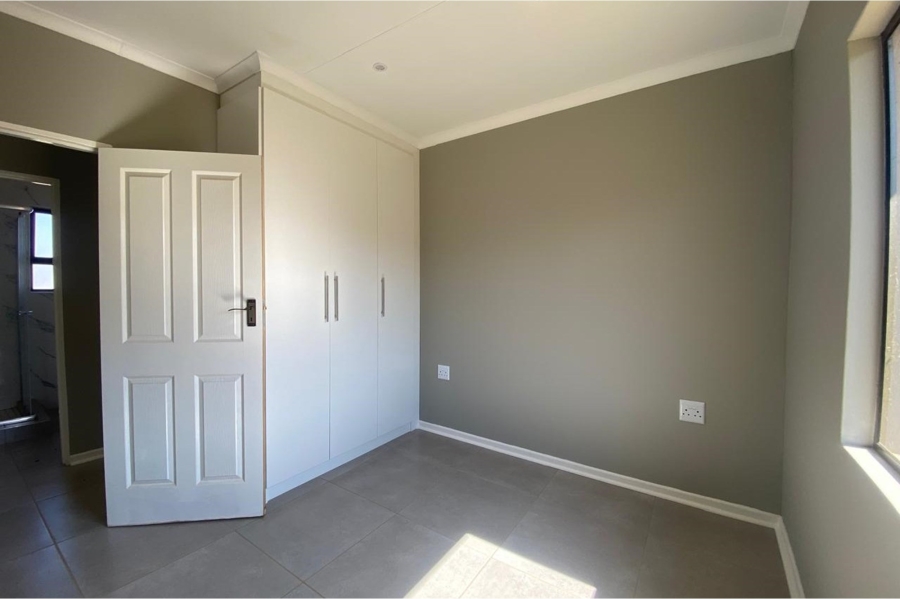 2 Bedroom Property for Sale in Sunnyridge KwaZulu-Natal
