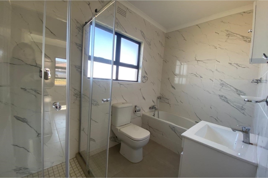 2 Bedroom Property for Sale in Sunnyridge KwaZulu-Natal