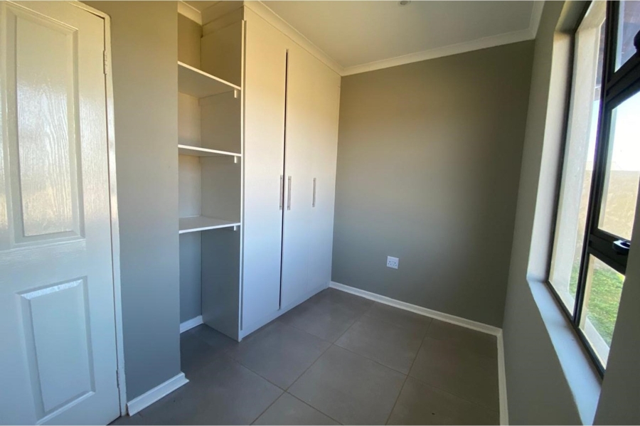 2 Bedroom Property for Sale in Sunnyridge KwaZulu-Natal