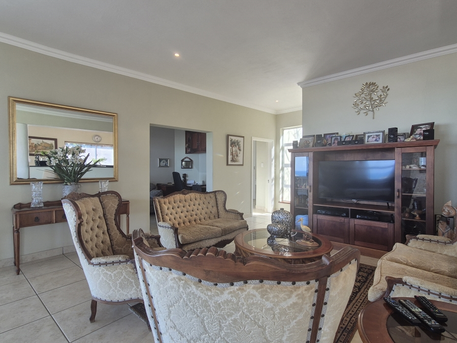 4 Bedroom Property for Sale in Salt Rock KwaZulu-Natal
