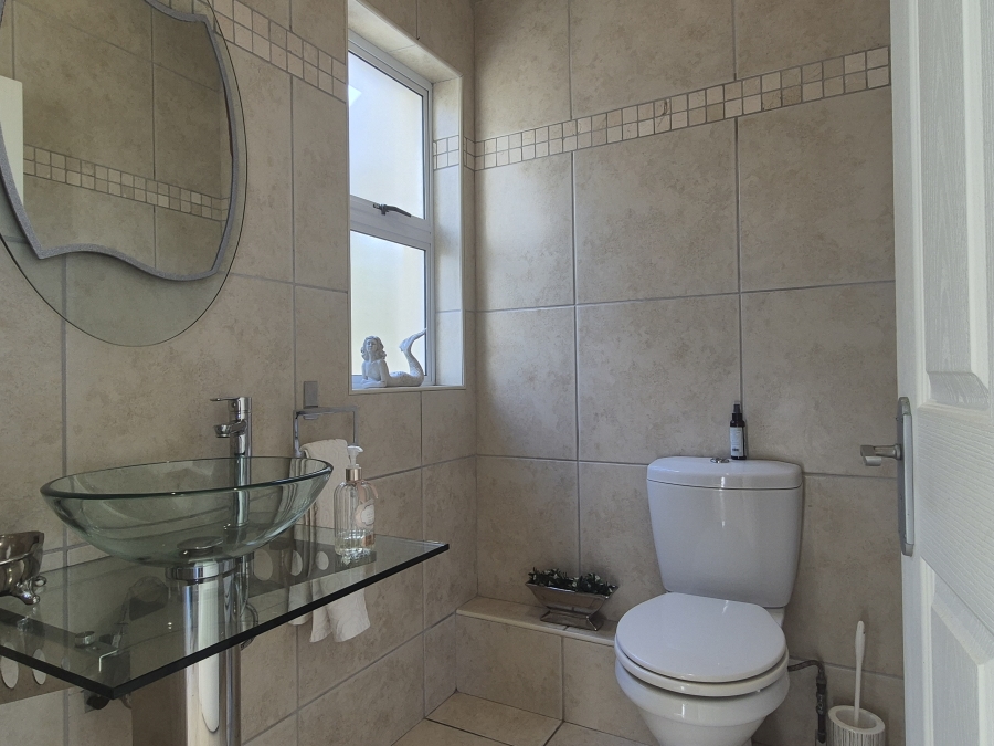 4 Bedroom Property for Sale in Salt Rock KwaZulu-Natal