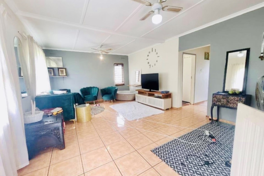 3 Bedroom Property for Sale in Montclair KwaZulu-Natal