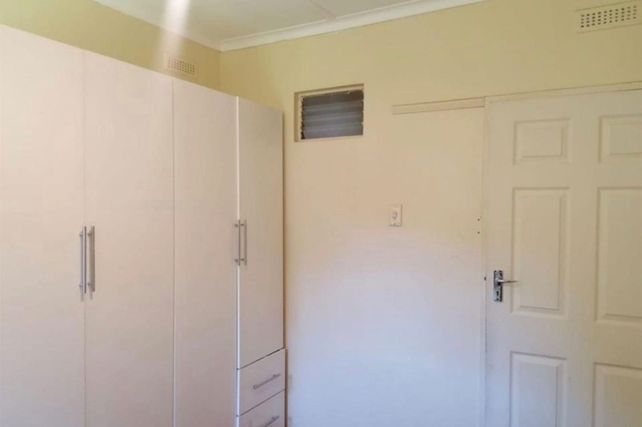 3 Bedroom Property for Sale in Montclair KwaZulu-Natal